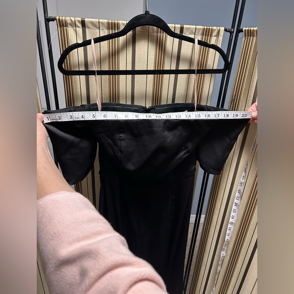 Fame and Partners black gown - Picture 10 of 15